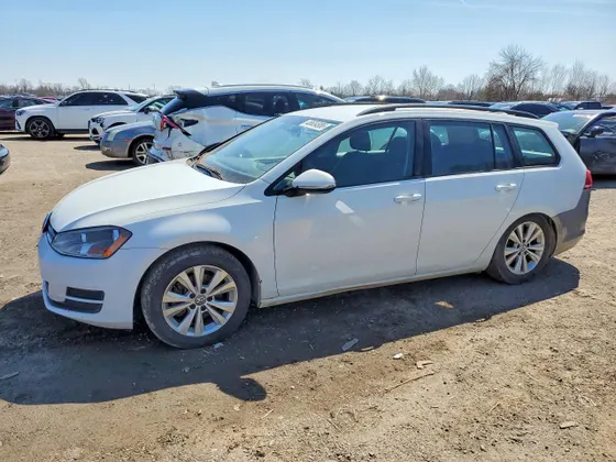2017 Volkswagen Golf SportWagen S