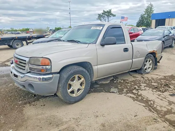 2004 GMC Sierra 1500 Work Truck