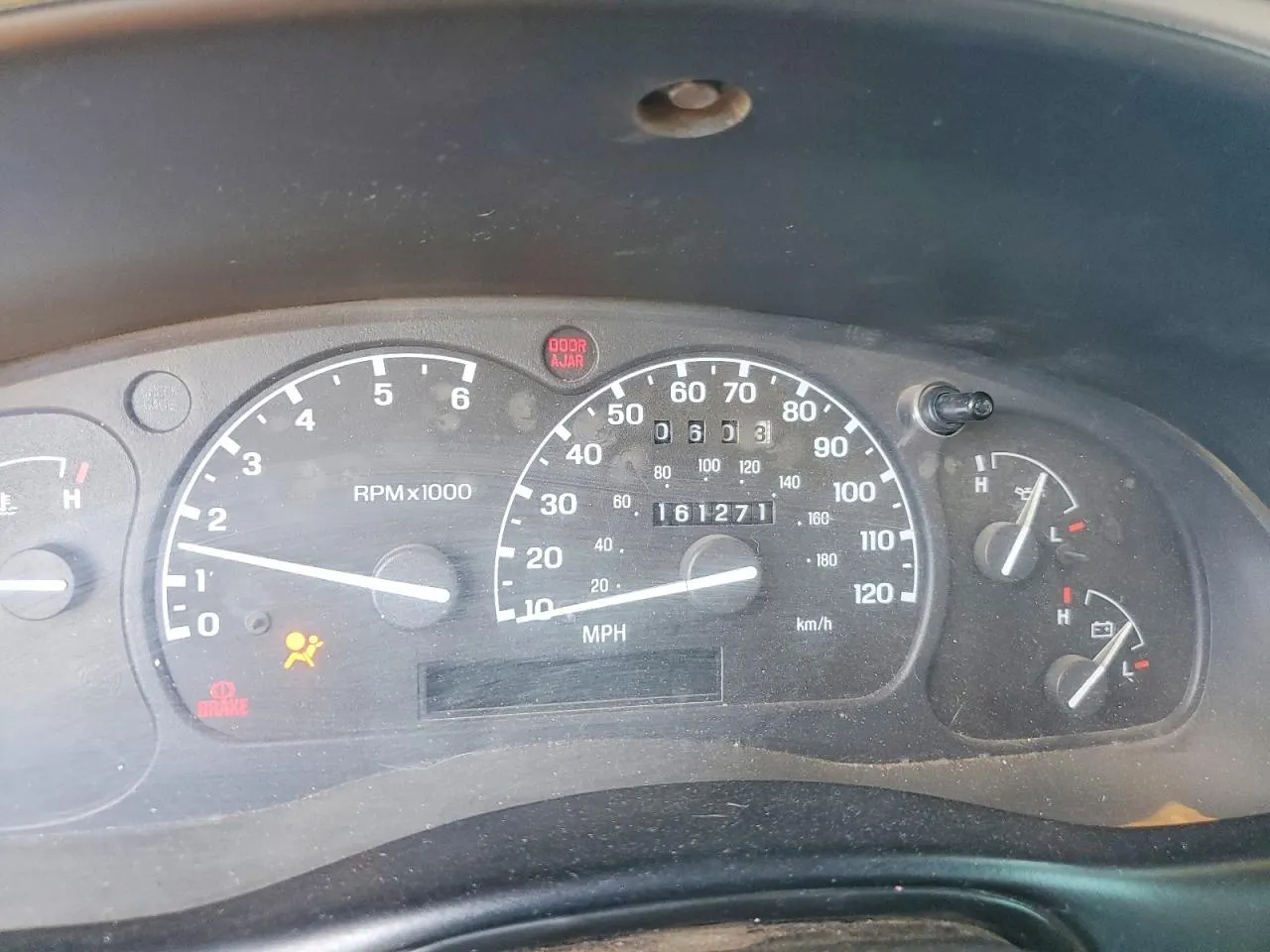 1998 Mazda B-Series 4WD Truck SE