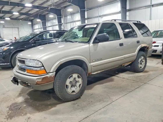 2002 Chevrolet Blazer LS