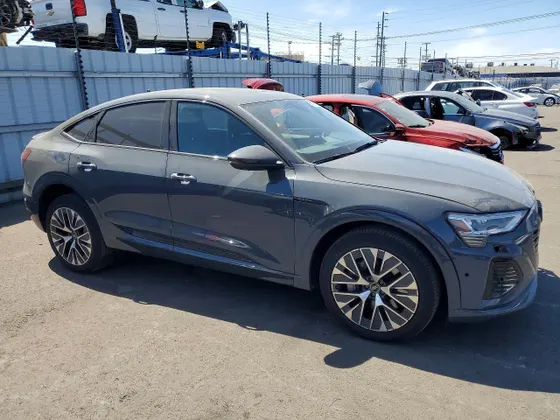 2024 Audi Q8 e-tron Sportback S line Premium Plus
