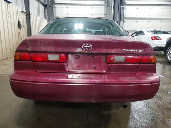 1997 Toyota Camry LE