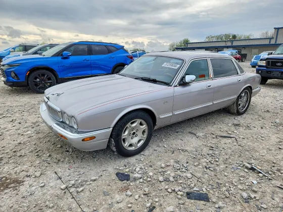 2002 Jaguar XJ VDP