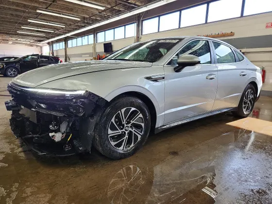 2026 Hyundai Sonata Hybrid Blue
