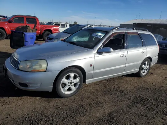 2003 Saturn LW LW300