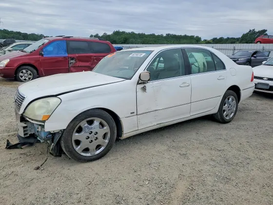 2001 Lexus LS 430