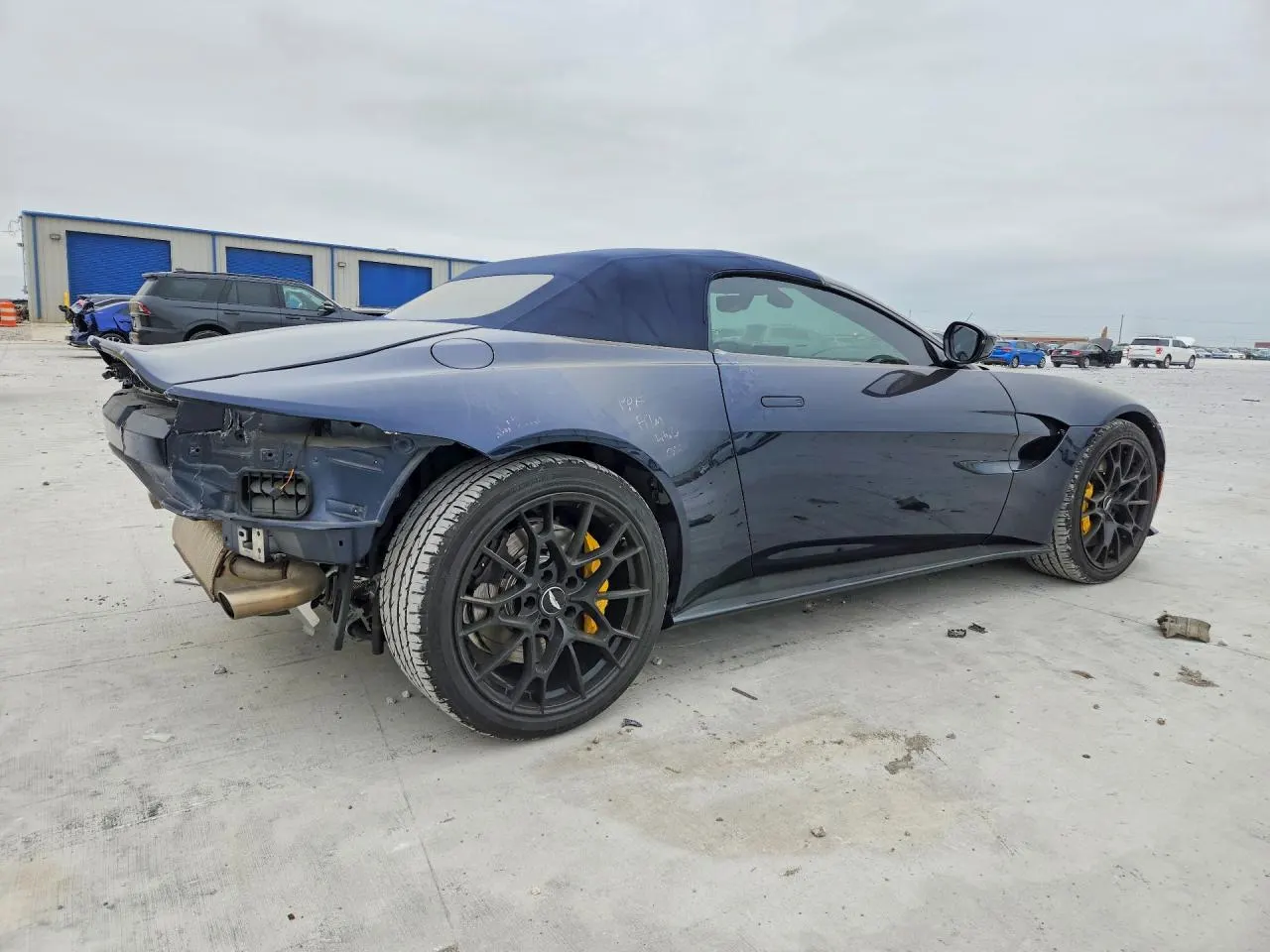 2021 Aston Martin Vantage