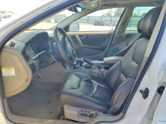 2004 Volvo V70 XC70