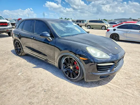 2011 Porsche Cayenne Turbo