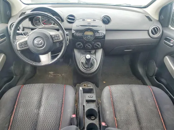 2012 Mazda Mazda2 Touring