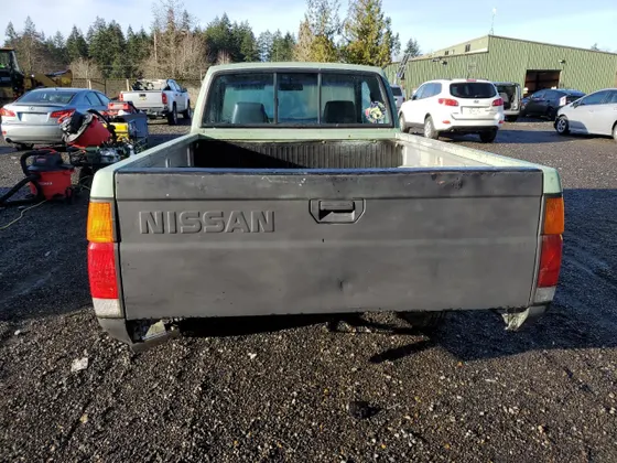 1989 Nissan Hardbody King Cab 2WD KING CAB