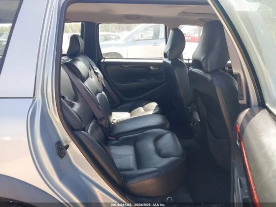 2001 Volvo V70 XC