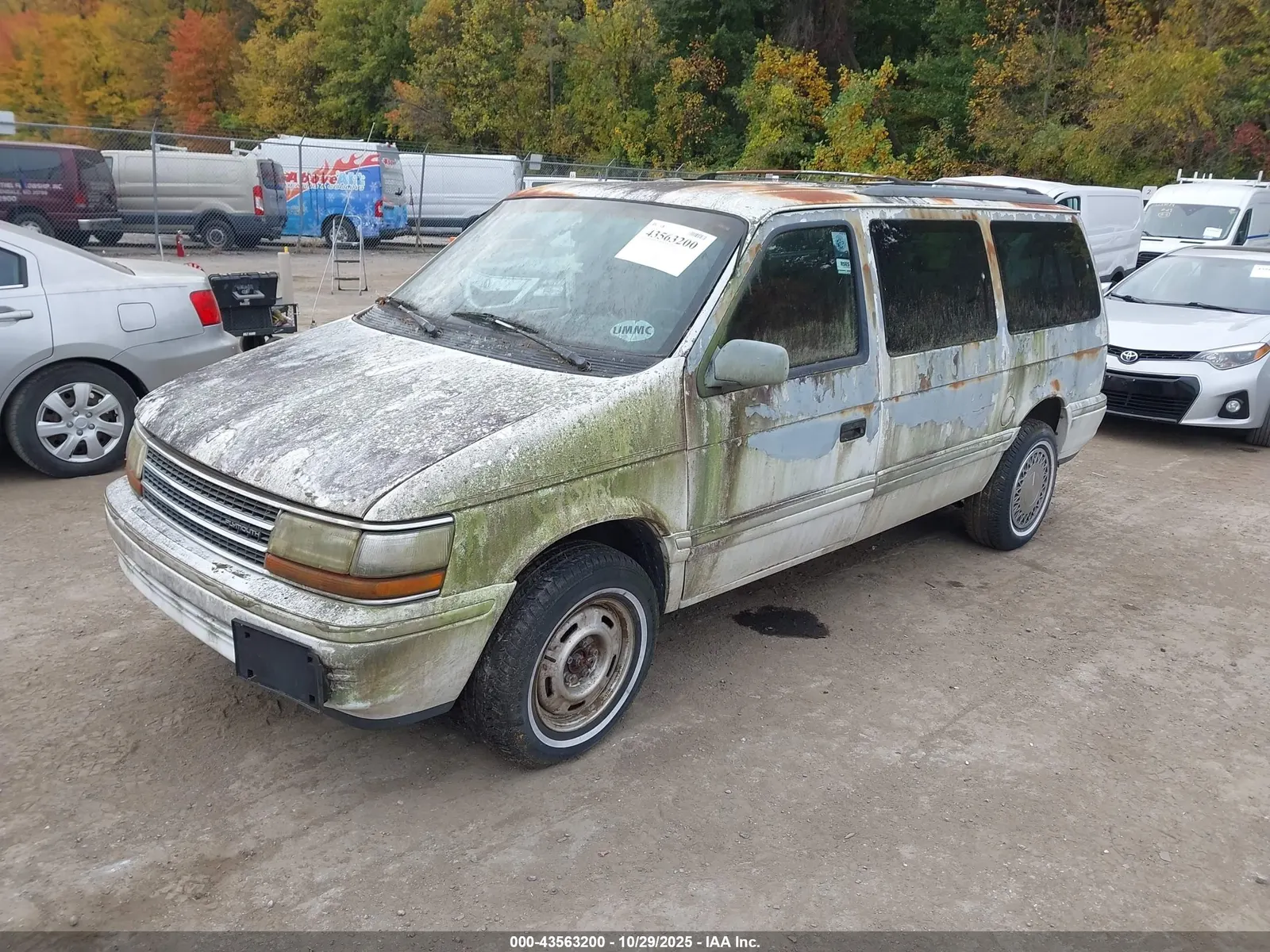 1992 Plymouth GRAND VOYAGER SE