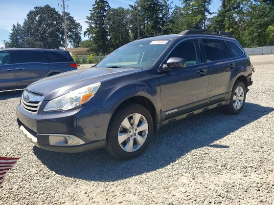 2011 Subaru Outback 2.5i Limited Pwr Moon
