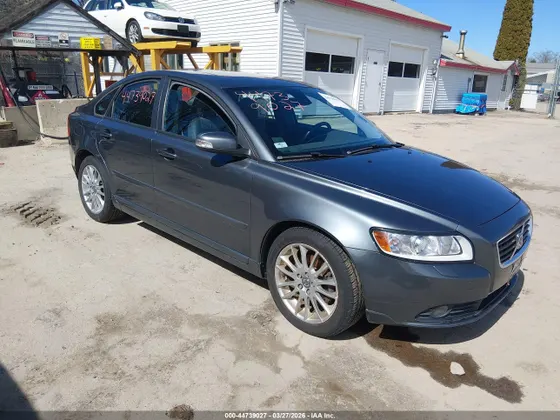 2010 Volvo S40 2.4I