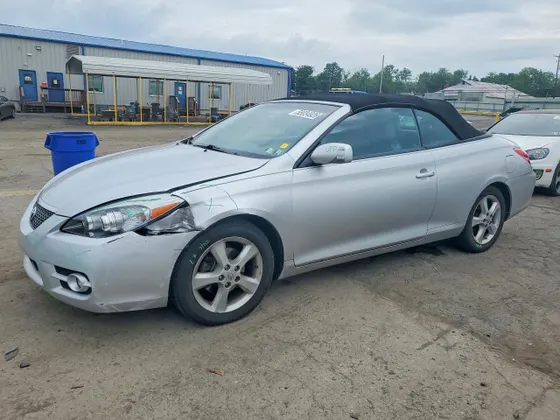 2008 Toyota Camry Solara SLE
