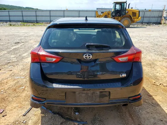 2016 Scion iM