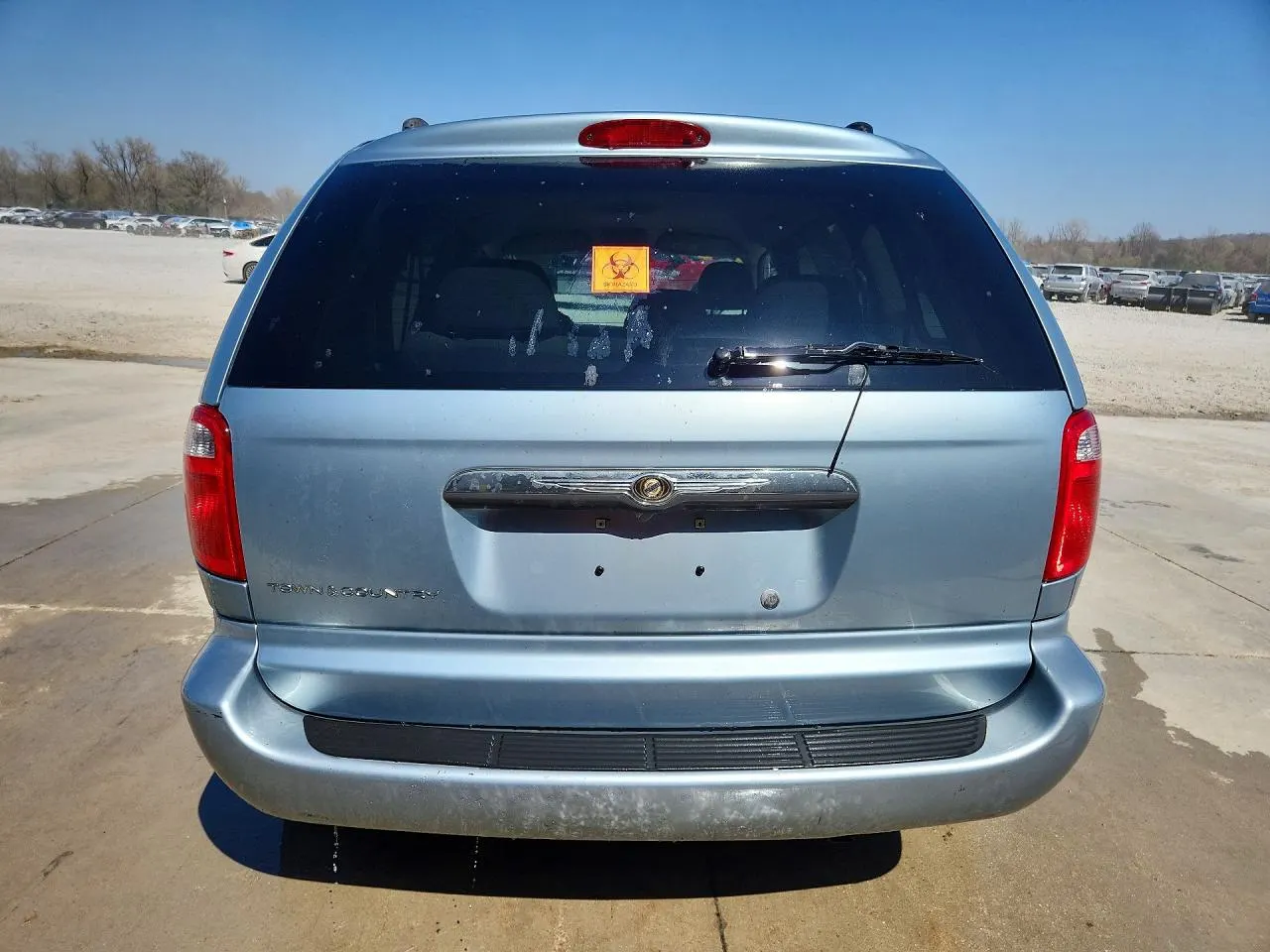 2006 Chrysler Town & Country SWB TOWN & COUNTRY