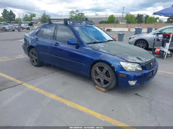 2001 Lexus IS 300