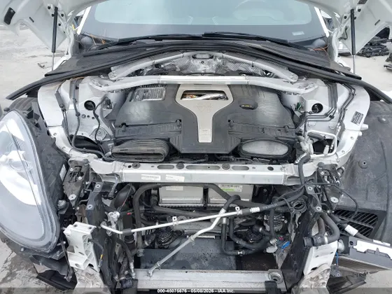 2021 Aston Martin DBX