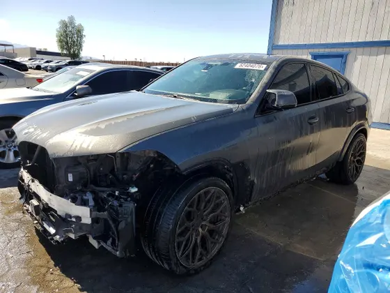 2022 BMW X6 M X6