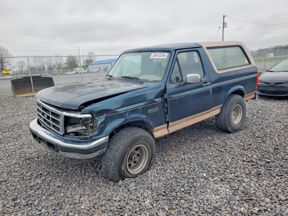 1995 Ford Bronco Custom