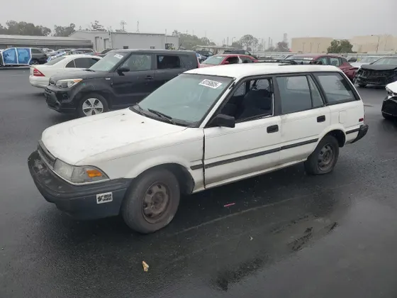 1992 Toyota Corolla DLX