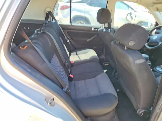 2006 Volkswagen Golf GLS Manual