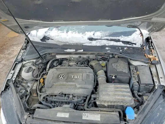 2017 Volkswagen Golf SportWagen S