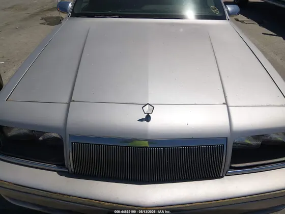1993 Chrysler New Yorker FIFTH AVENUE