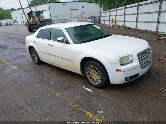 2010 Chrysler 300 Touring Plus