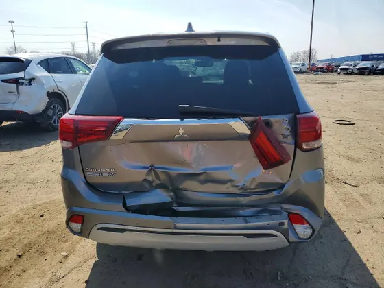 2022 Mitsubishi Outlander PHEV SEL