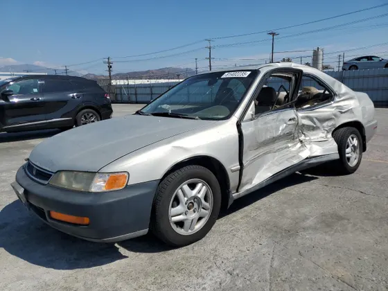 1996 Honda Accord Cpe EX w/Leather
