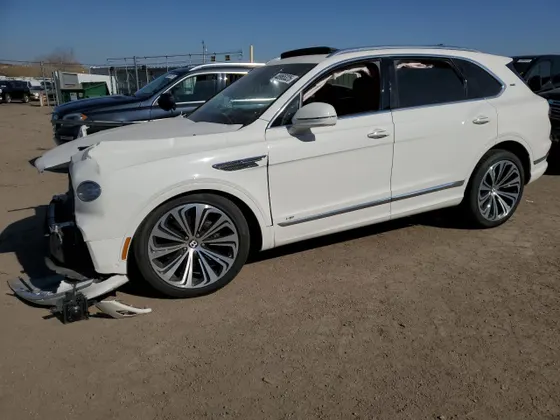 2022 Bentley Bentayga V8