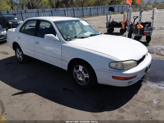 1993 Toyota Camry LE
