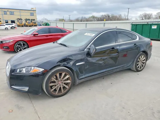 2014 Jaguar XF I4 T