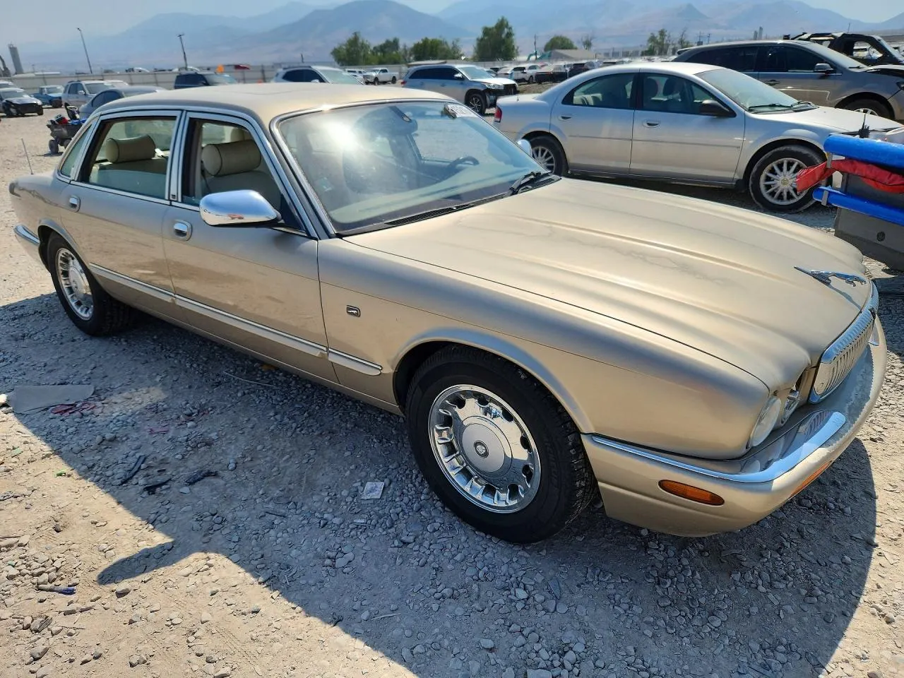 2000 Jaguar XJ Vanden Plas