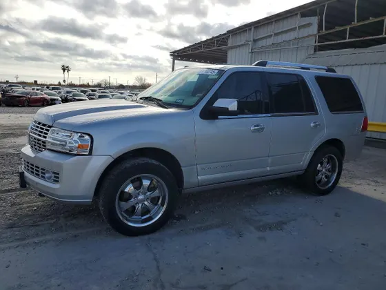 2013 Lincoln Navigator