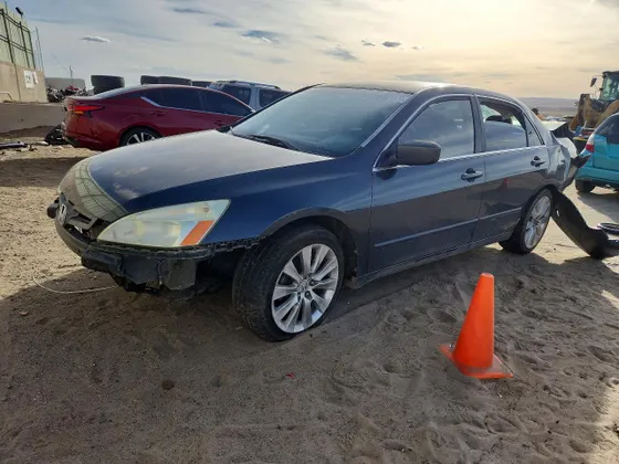 2004 Honda Accord Sdn LX