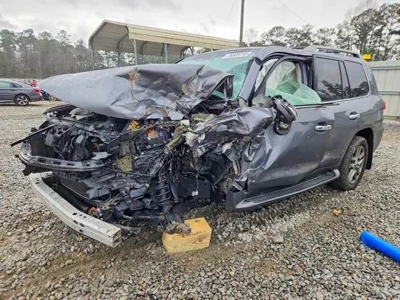 2013 Lexus LX 570
