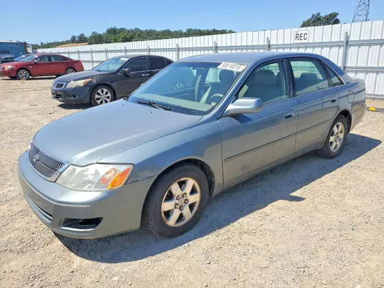 2002 Toyota Avalon XLS