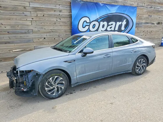 2026 Hyundai Sonata Hybrid Blue