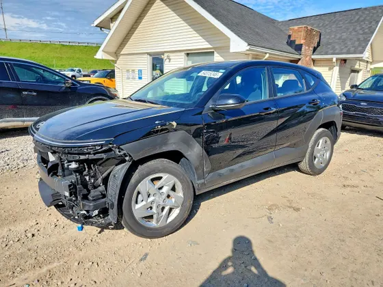 2025 Hyundai Kona SE