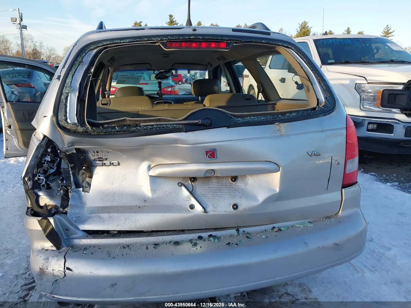 2004 Saturn L-Series L300 2