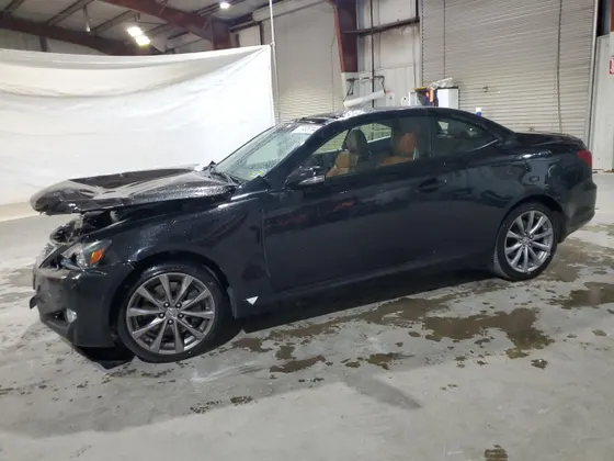 2013 Lexus IS 350C 350