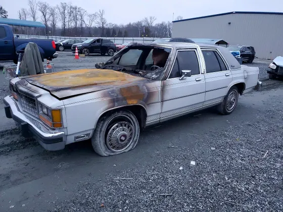 1987 Ford Crown Victoria