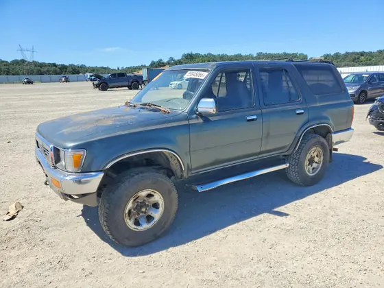 1990 Toyota 4Runner SR5 4RUNNER