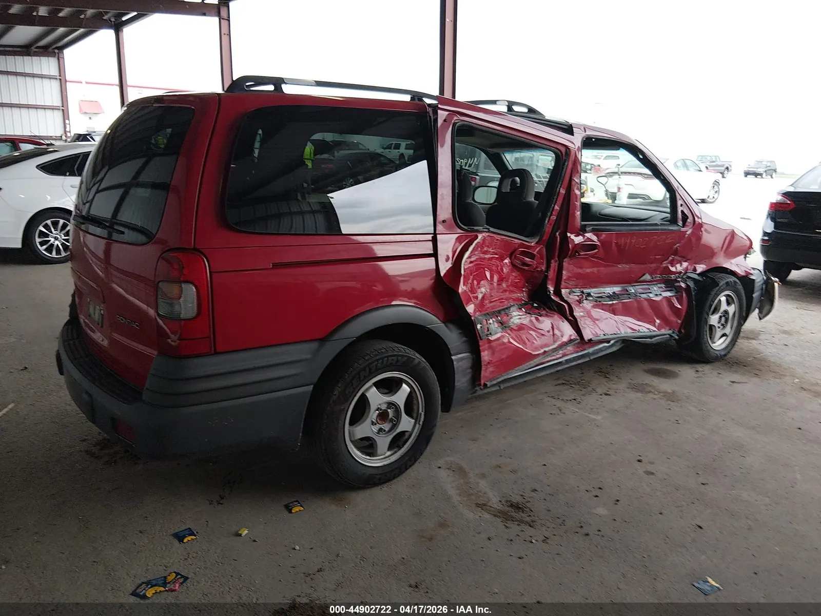 2000 Pontiac Montana M16