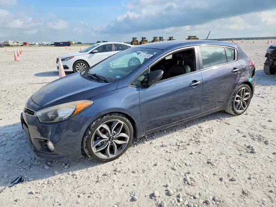 2015 Kia Forte 5-Door SX