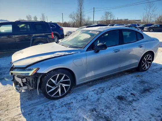 2021 Volvo S60 R-Design